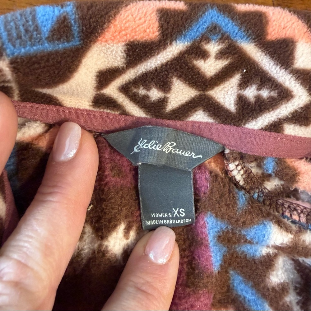 Eddie Bauer purple cream Geometric Patterned fleece Pullover size XS - Picture 3 of 11